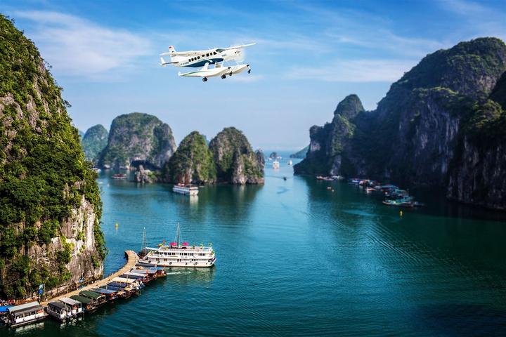 Tỏa Sáng Trên Mạng Xã Hội: Chuyên Gia Trang Điểm & Hotspot Matrix